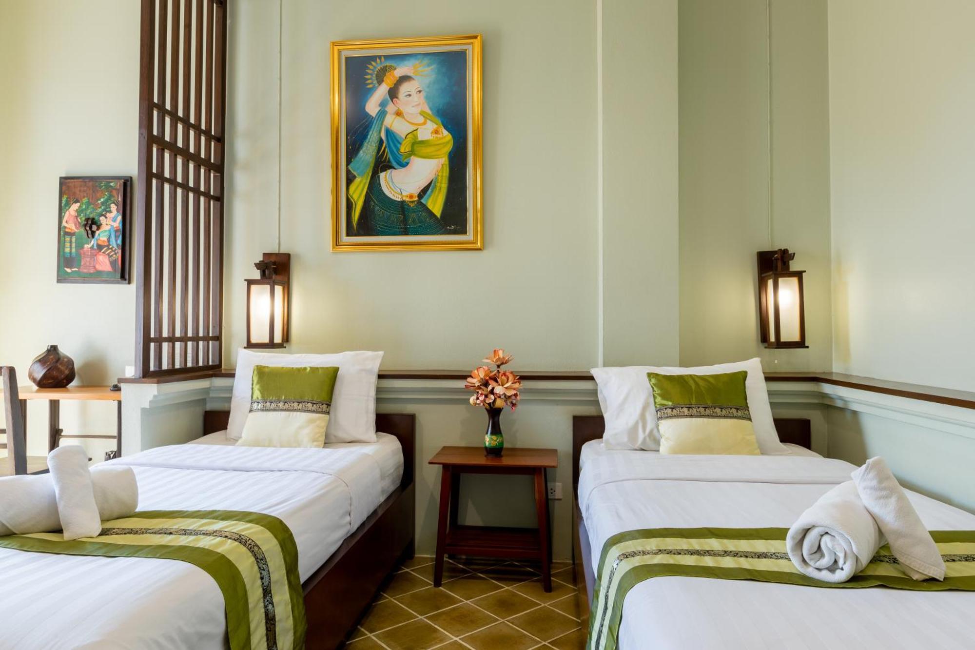 Huen Hug Chiang Mai Hotel Екстериор снимка