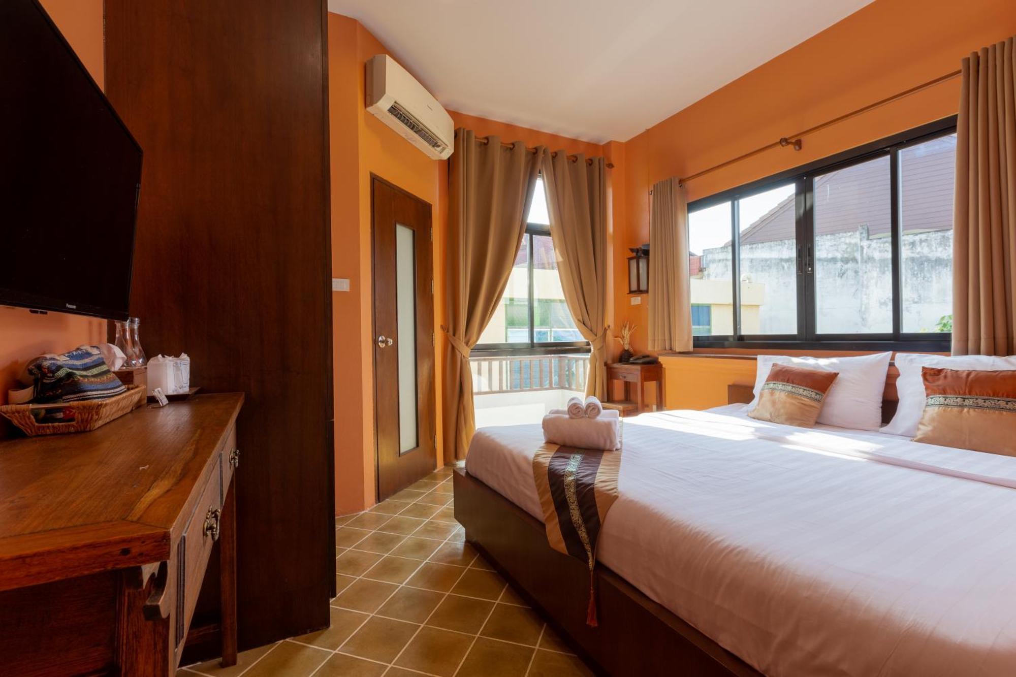 Huen Hug Chiang Mai Hotel Екстериор снимка