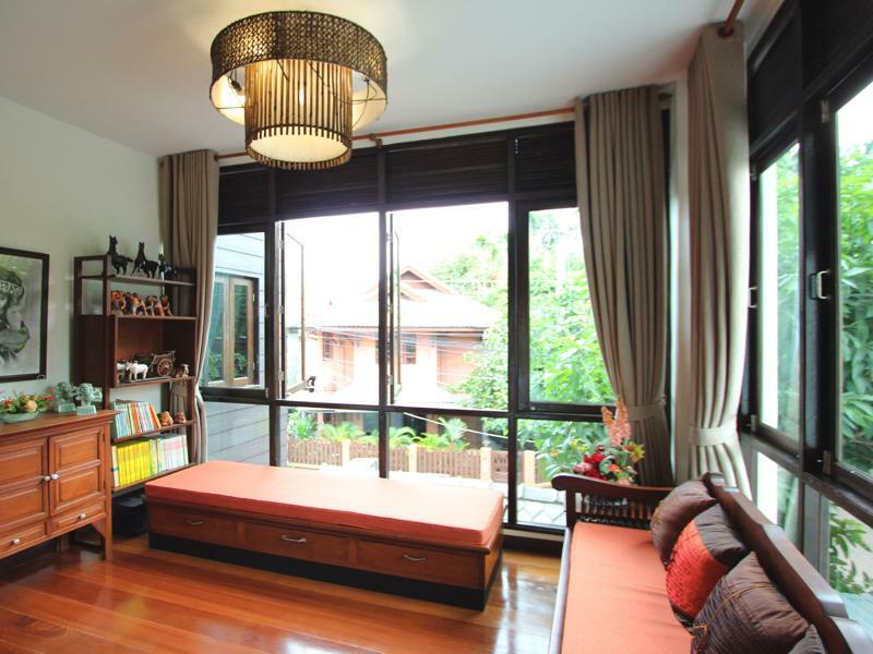 Huen Hug Chiang Mai Hotel Екстериор снимка